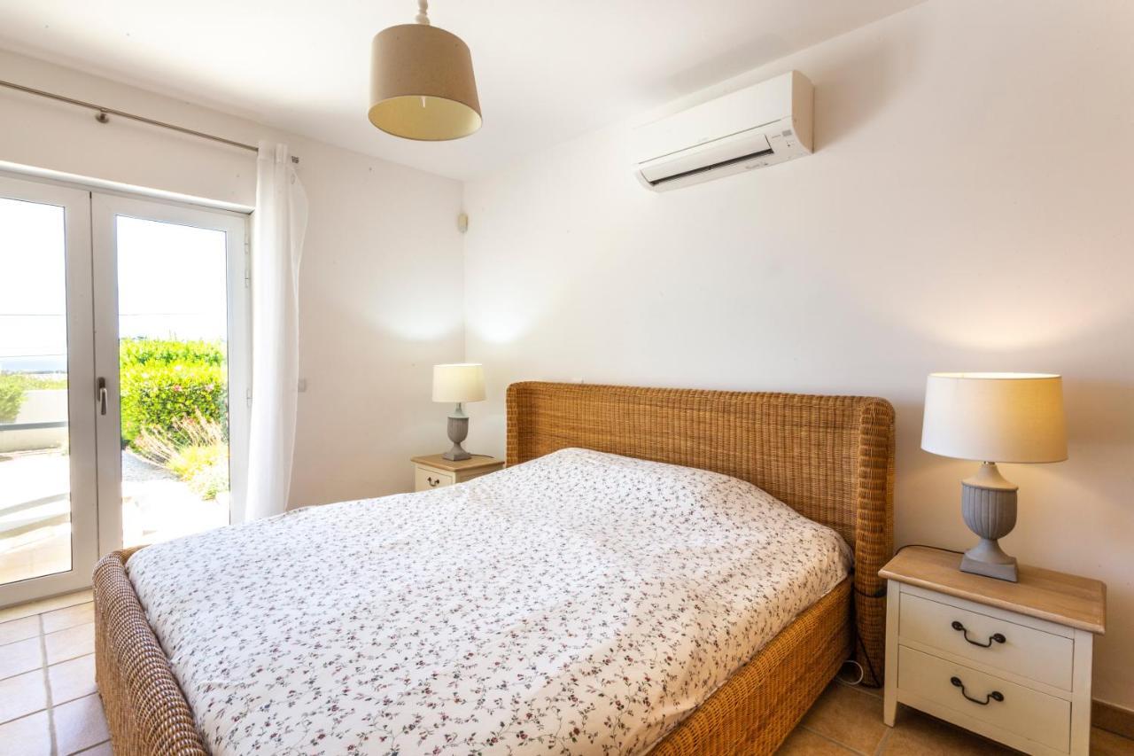 Cozy & Luxurious Getaway - 3 Decks Oceanview & Pool - Sao Jose Apartment Lagos Exterior photo